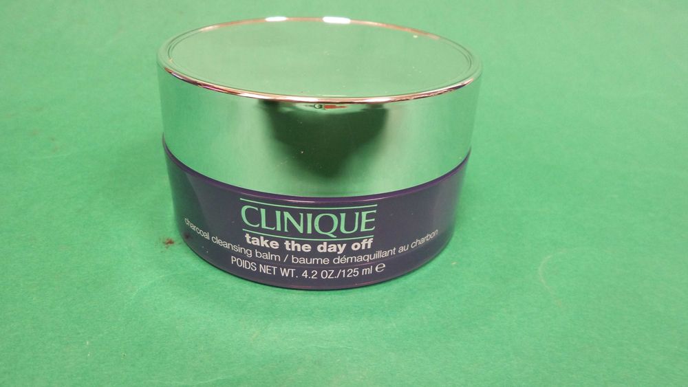 Balsam do demakijażu Clinique take the day off charcoal cleansing balm
