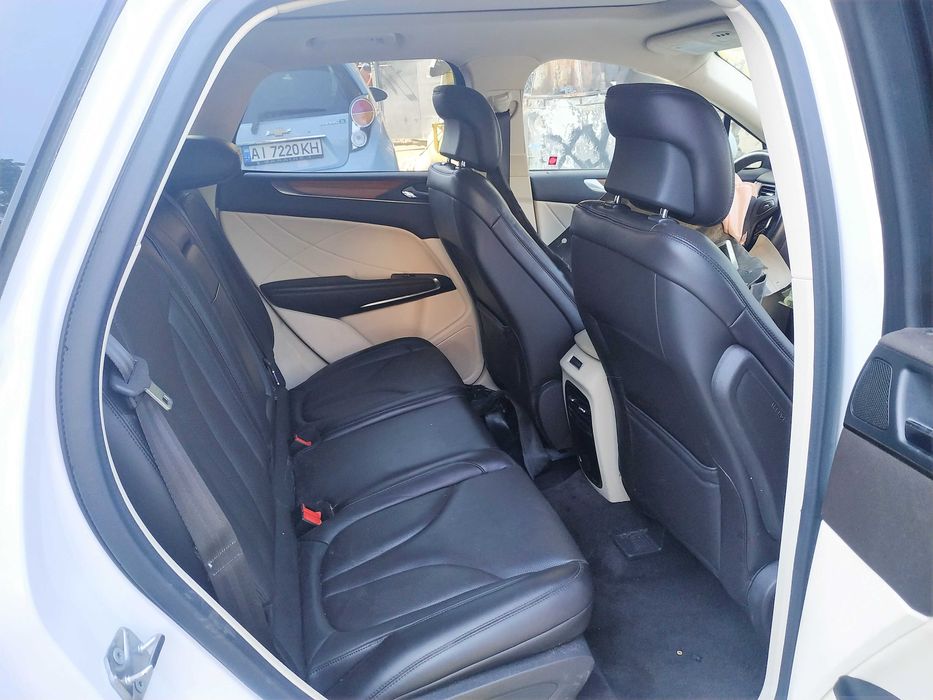 Lincoln Mkc 2015 фара четверть крыло