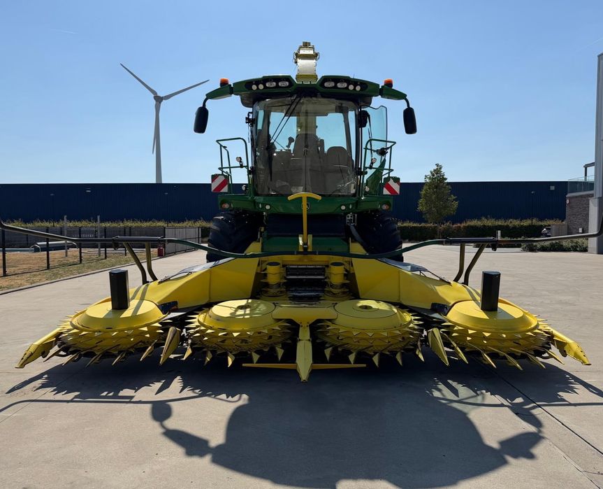 John Deere 8400i Kemper 460 + podbierak