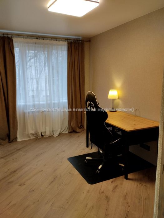 АН Продам 3 кв. П.Поле, м."23 Августа". Евроремонт.42000.Д57.