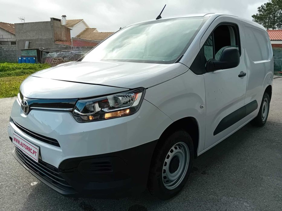 Toyota Proace City 1.5 3 L c/iva ( pequeno sinistro )