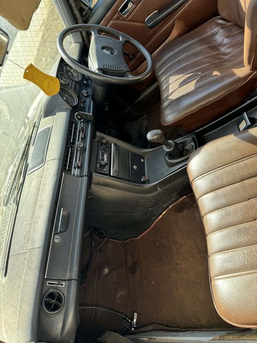 Mercedes w115 de 1978