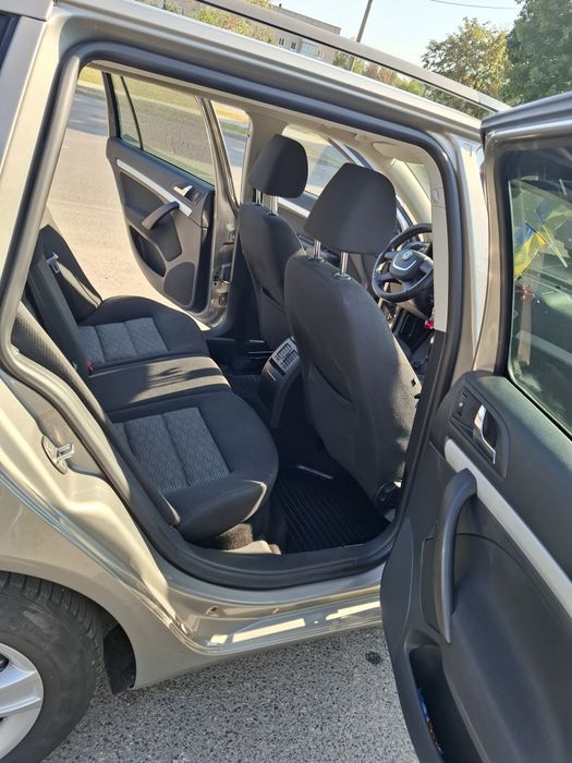 Продам автомобіль Skoda універсал