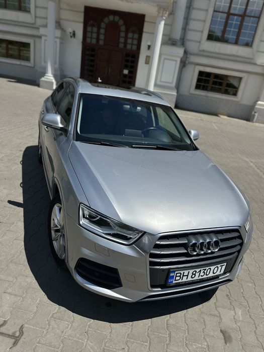 В продажі Audi Q3 2015 р
