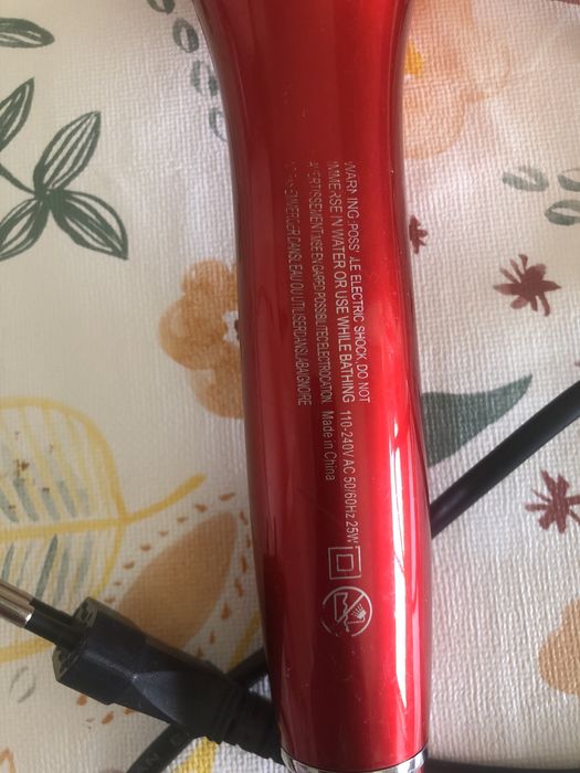 Maquina de cabelo para fazer carrocois novo sem embalagem