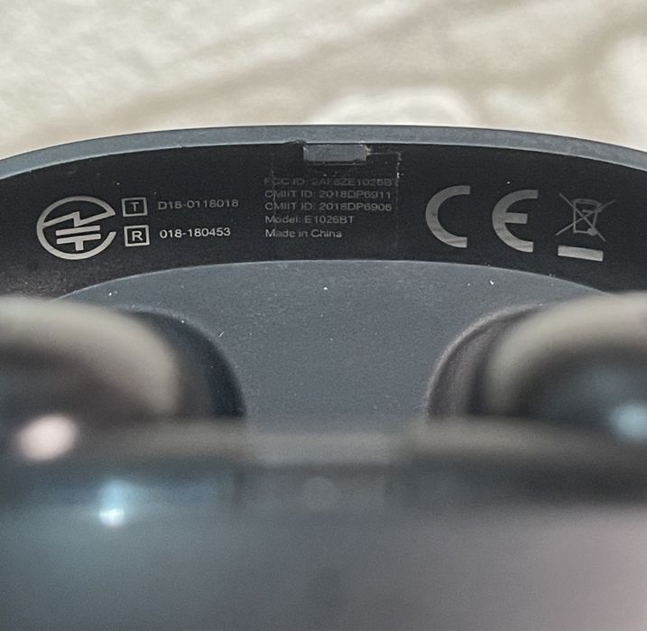 Кейс правый наушник 1More Stylish TWS In-Ear Headphones (E1026BT) б/у