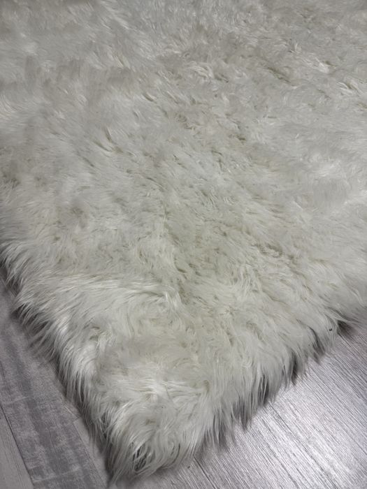 Килим білий. Коврик 120*164