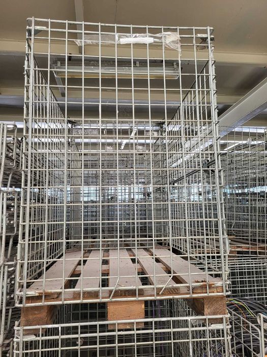 Cestos metálicos p/ palete EUR ou com base metálica - dimensões (C x L x A): 1,2 x 0,8 x 1,00 mts