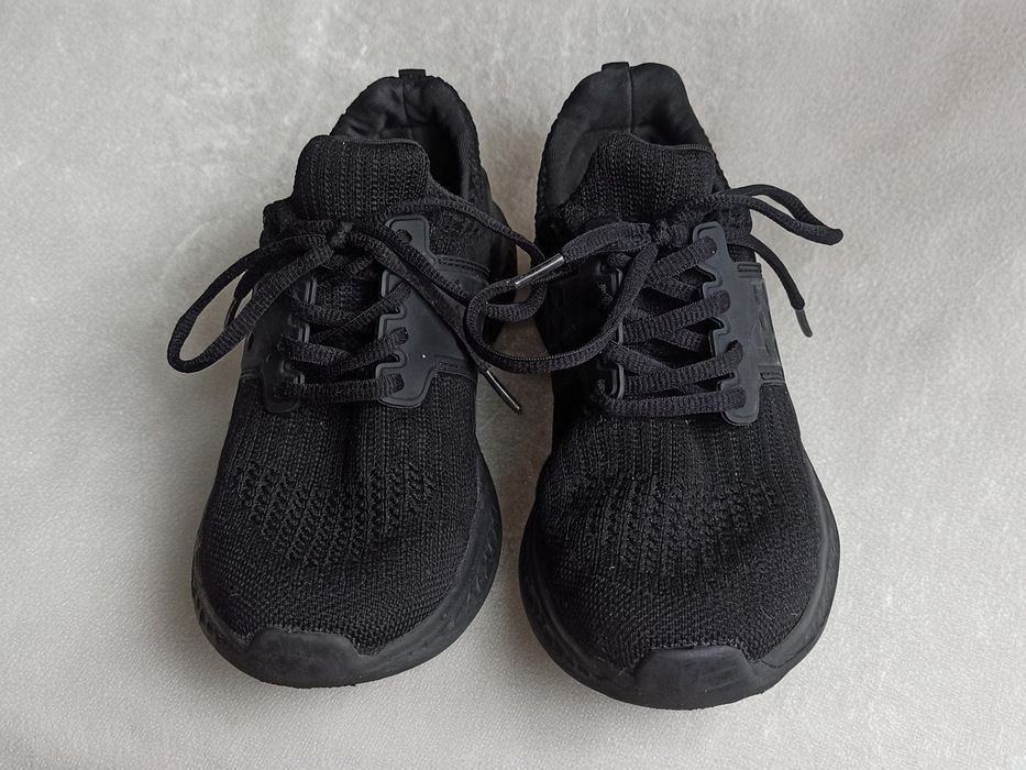 Lekkie czarne buty sportowe damskie Crivit, stan BDB, rozm. 36 / 23 cm