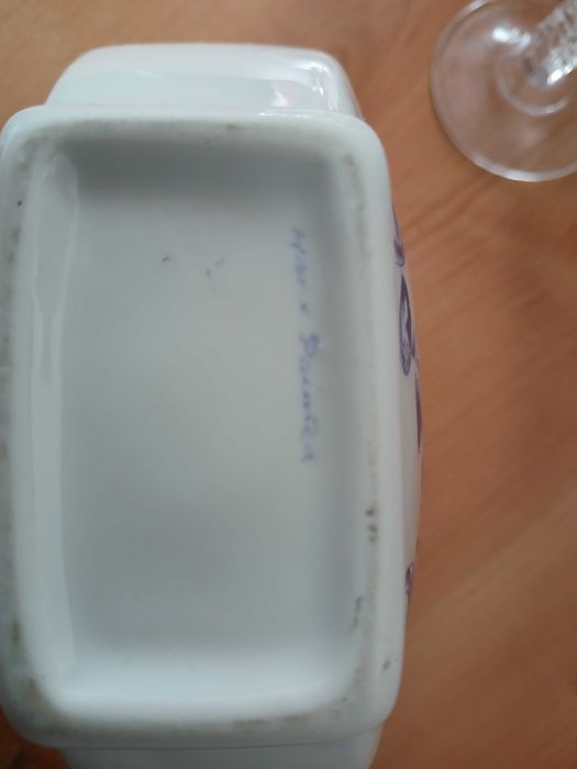 Pote decorativo pintado à mão