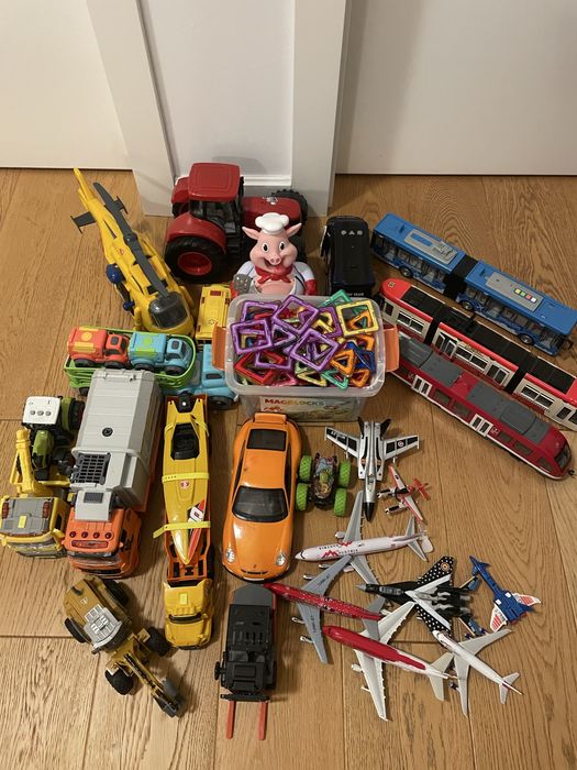 Zabawki pojazdy zestaw