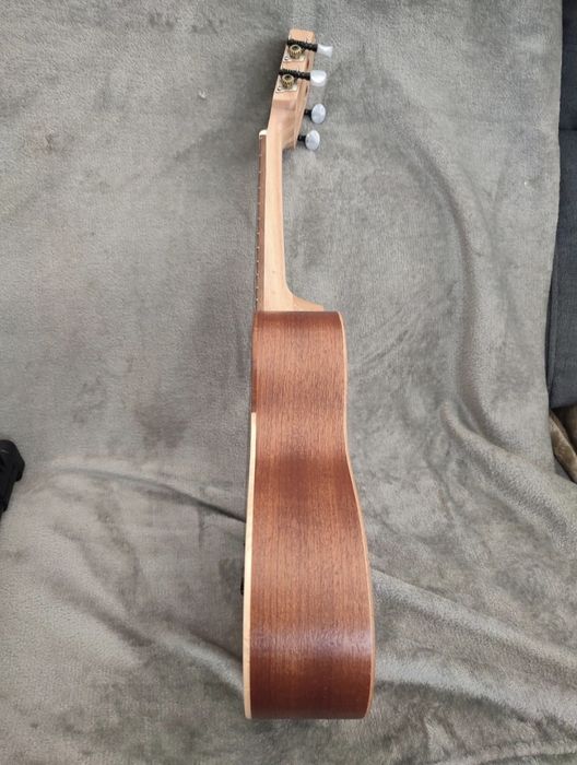 Cavaquinho  nunca usado