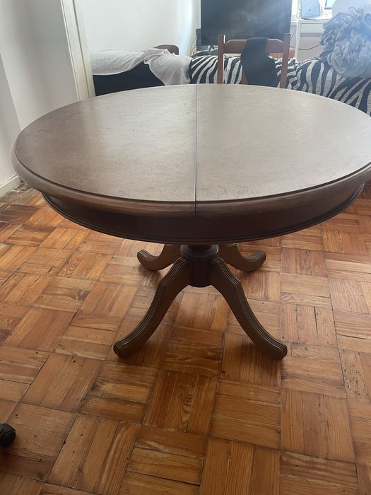 Mesa de jantar extensivel - madeira