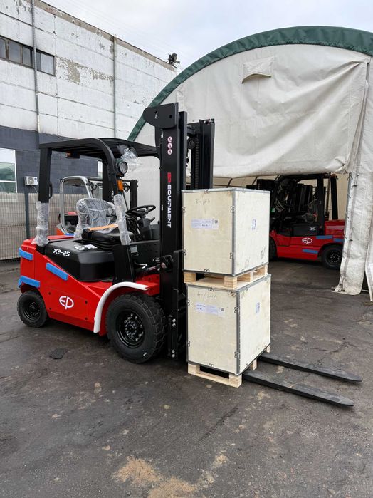 Новий Li-Ion вилковий навантажувач 2.5т/3.6м, кліренс 15см, 80V/280Ah