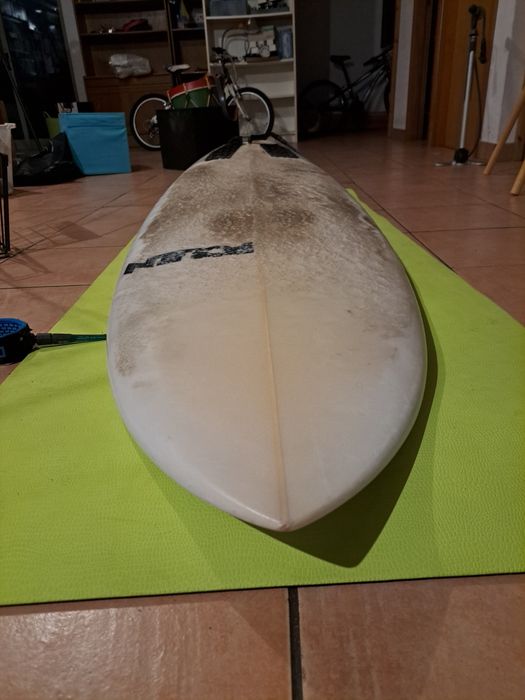 Prancha de surf 6'4 para intermédios/avançados