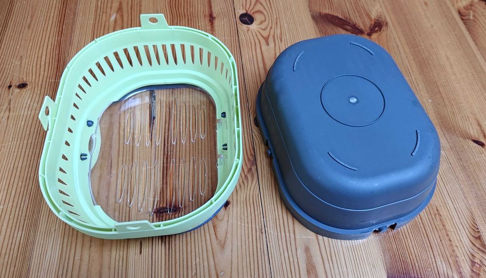 transporter dla gryzoni 22x17x14h. uszkodzony zatrzask