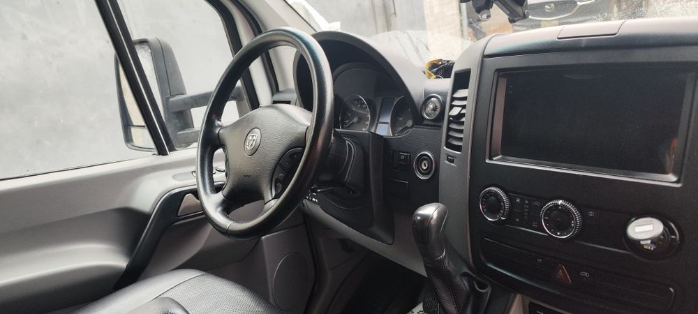 Эвакуатор Мерседес обмен спринтер  3.0 5G tronik