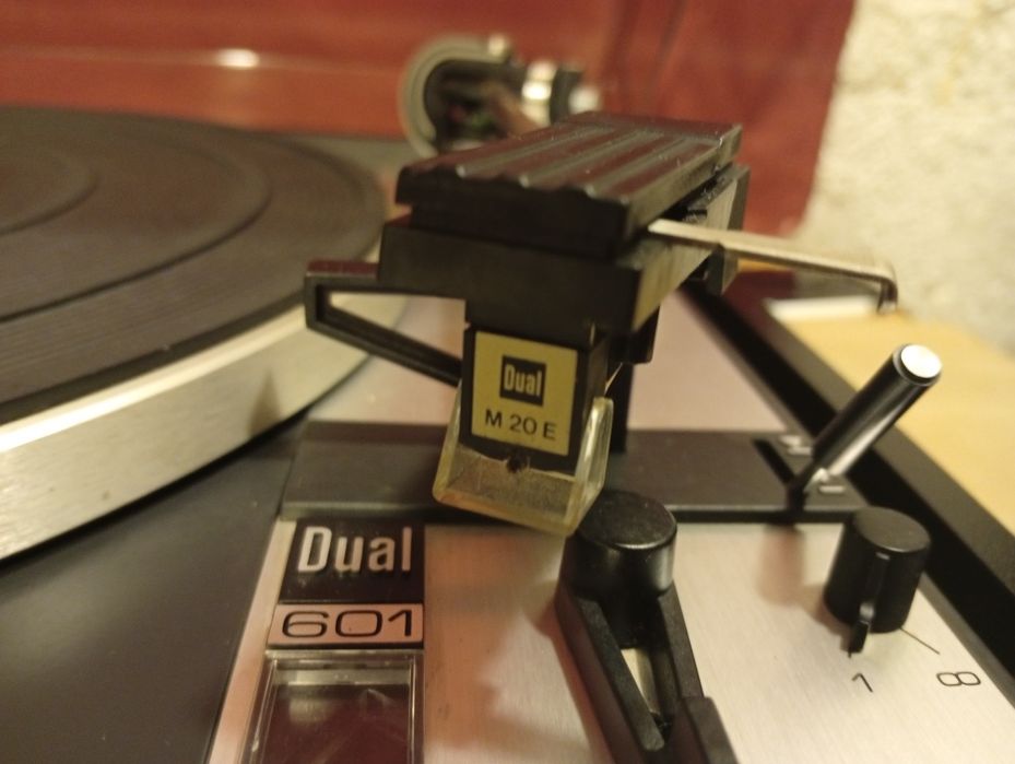 Dual CS601 gramofon