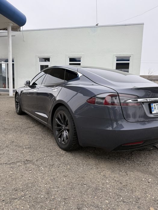 tesla model s long range plus