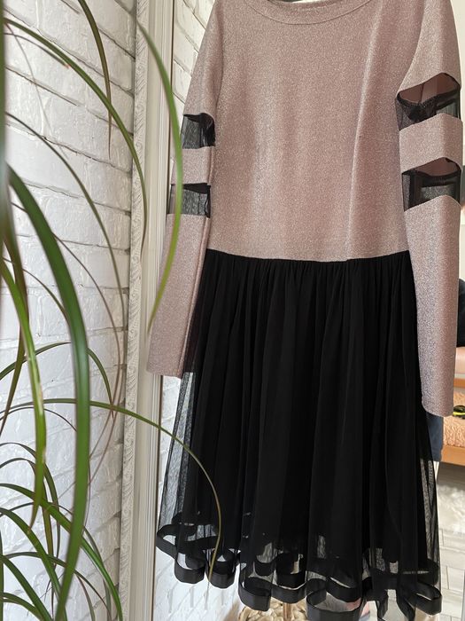 Вечірня сукня