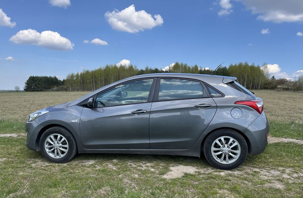 Samochód Hyundai i30 2013 LPG Bogata wersja alufelgi
