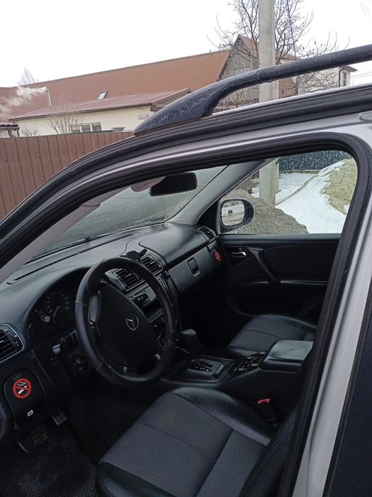 Mercedes-Benz ML 270