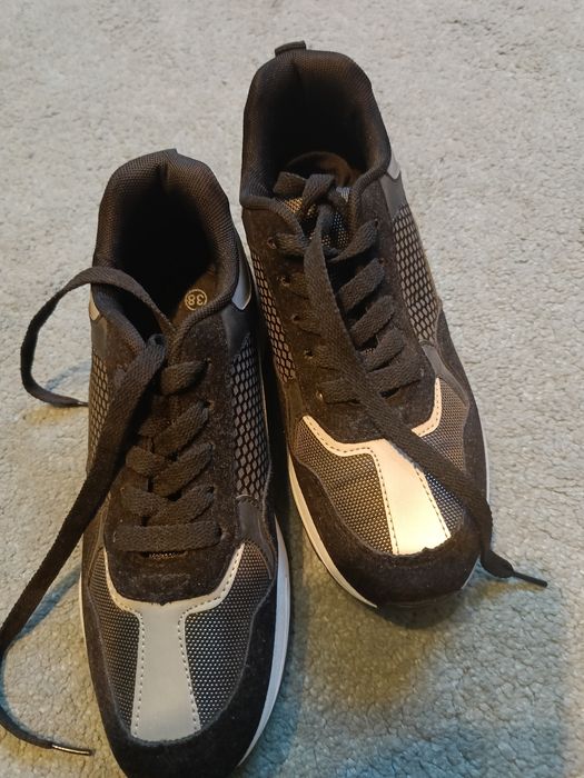 Buty sportowe Jomix rozmiar 38