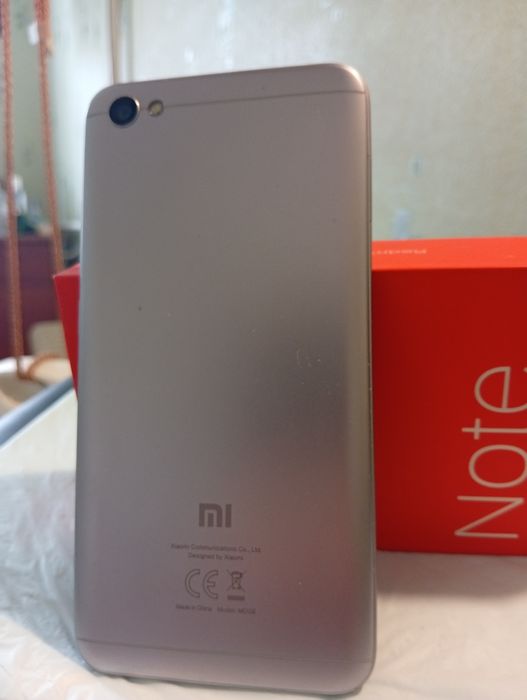 Телефон Redmi Note 5A