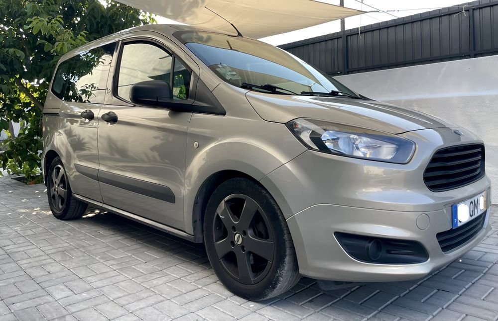 Ford Tourneo courier 1.5 d