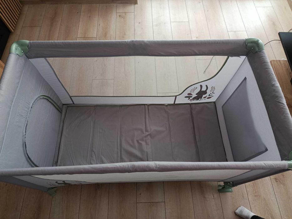 Łóżeczko turystyczne