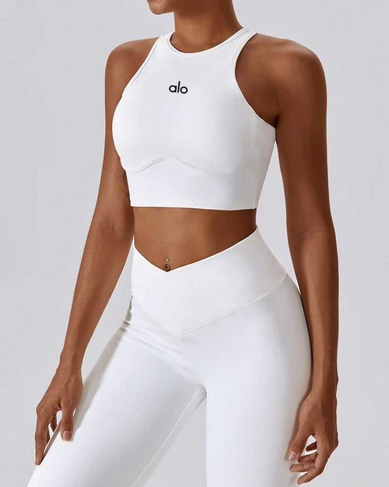 Топ спортивний Alo Yoga Fitness Top White 833341-WT: 2 650 грн