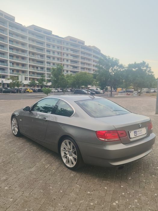 BMW 320i em óptimo estado geral