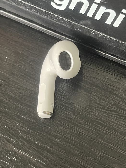 Продаю AirPods 3 правий оригінал АирПодс 3 оригинал