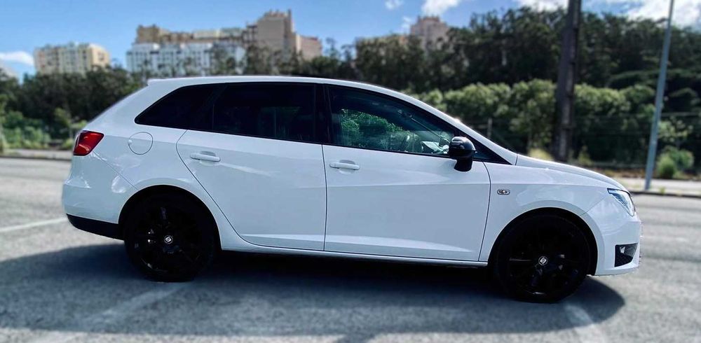 SEAT Ibiza FR 1.2 TSI - Full Extras - Bi-Xenon - 18 Meses Garantia