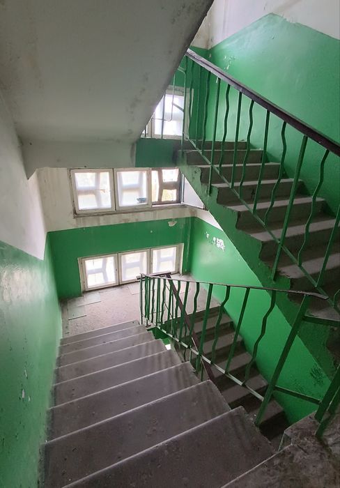 Продажа 2 ком кв Левый берег 1 район