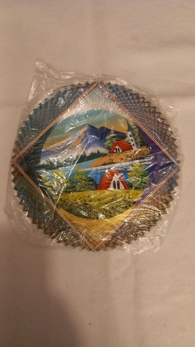 Trabalho artesanal japonês clássico  (string art ou temari geométrico)