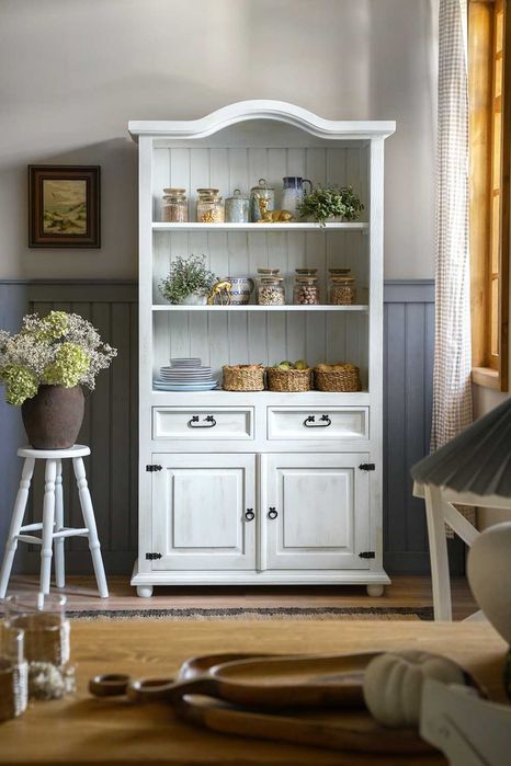 Drewniany regał woskowany REG 06 do salonu