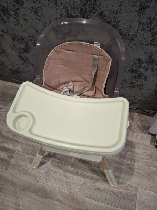 El Camino Twist ME 1104
стільчик для годування, поворот сидіння на 360