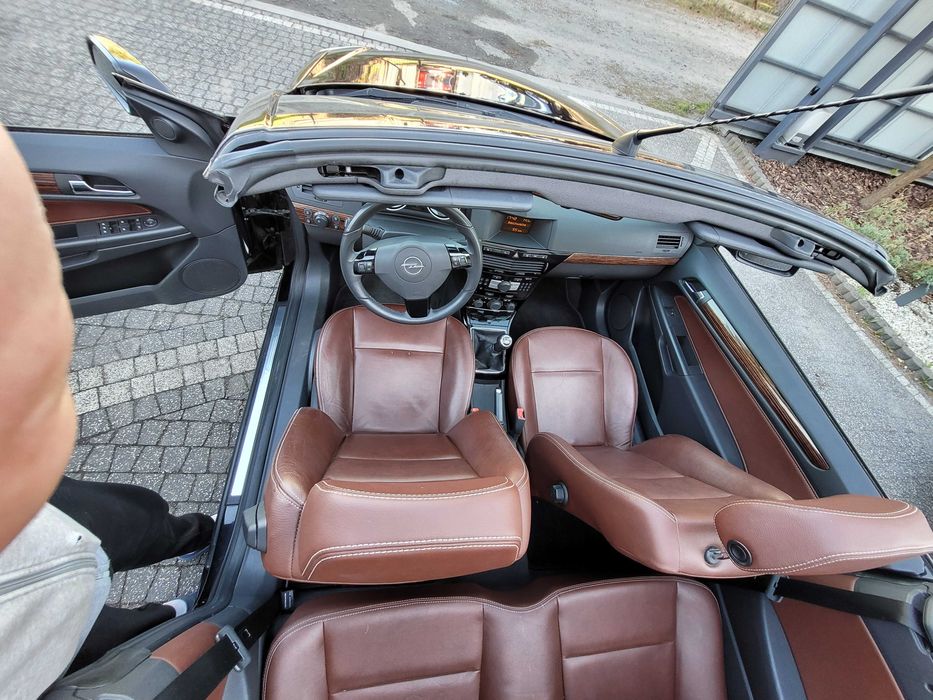 Opel Astra 1.8 Cabrio Endless Summer brązowe skóry klima elektryka