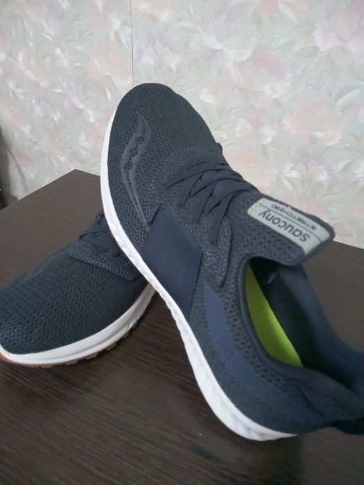 Продам кросовки 45 размера.