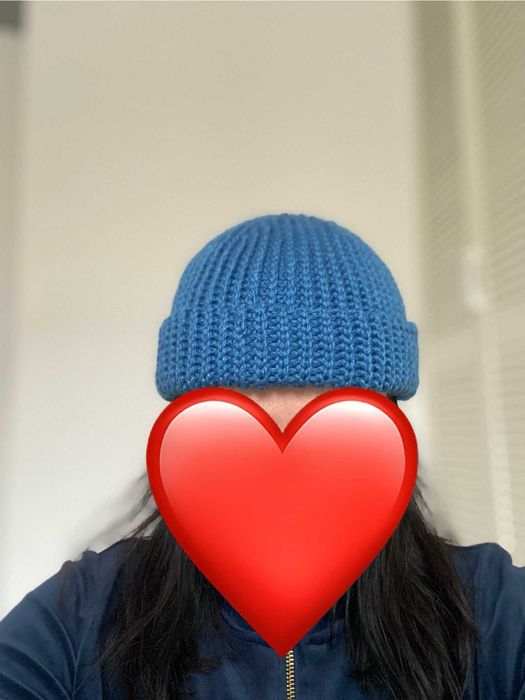 Granatowa dziergana handmade czapka