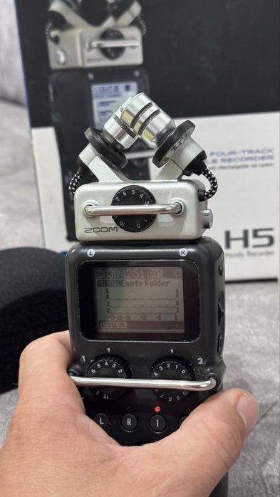Gravador ZOOM H5 + CARTAO SD 16gb