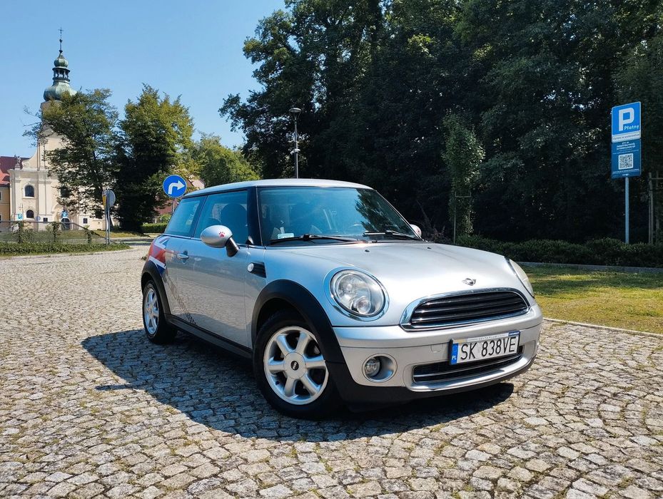 MINI ONE Bardzo ładny i zadbany W 100% sprawny Godny polecenia!