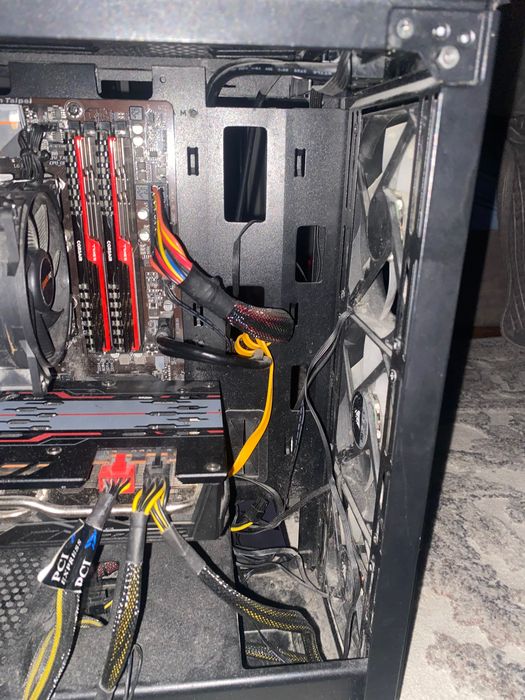 komputer gamingowy rx 5700 xt