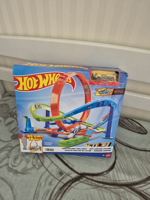 Автотрек  Hot Wheels Action Випробування гіперпетлі