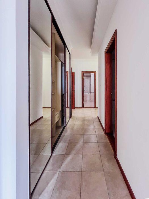 Оренда, вул. Кудрявська, 13–19, 5 кімнат, 202 м², Kiyv rent apartment