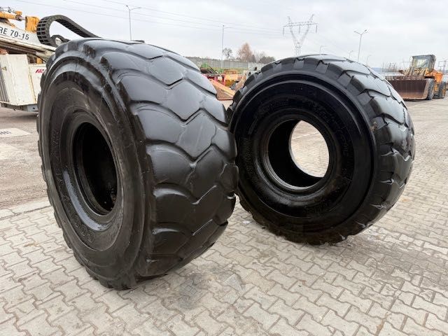 26,5x25 Bridgestone i GoodYear opony do ładowarki