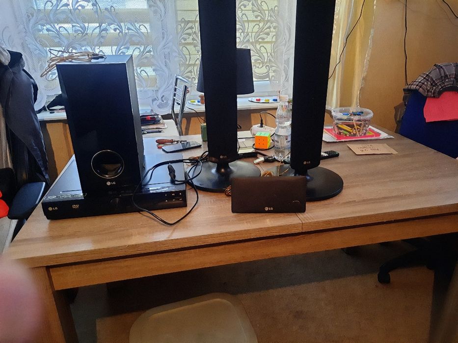 Sprzedam kino domowe