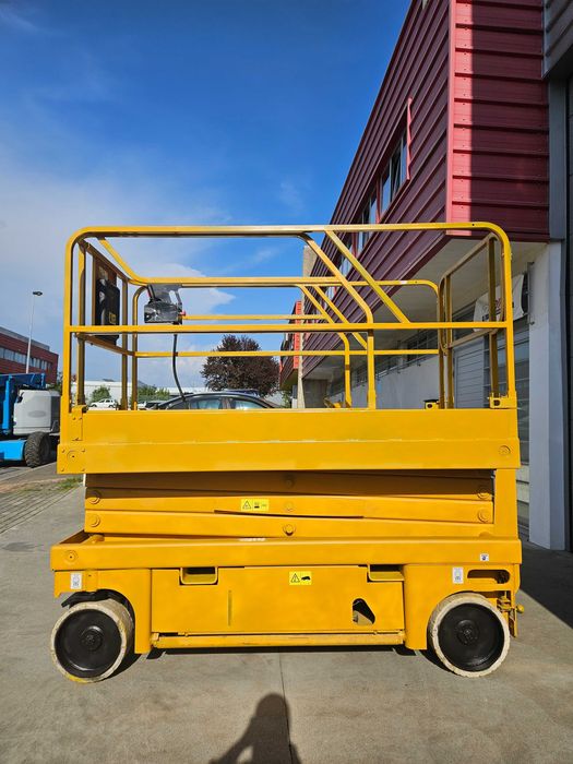 Plataforma elevatória tipo tesoura venda e aluguer