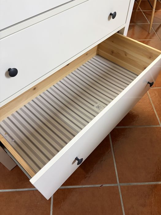 Cómoda Ikea Hemnes